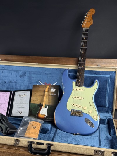 Fender Custom Shop 2024 Ltd Edition 63 Stratocaster Relic Aged Lake Placid Blue